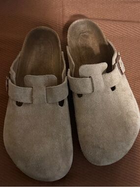 Birkenstock Suede Clogs in Taupe